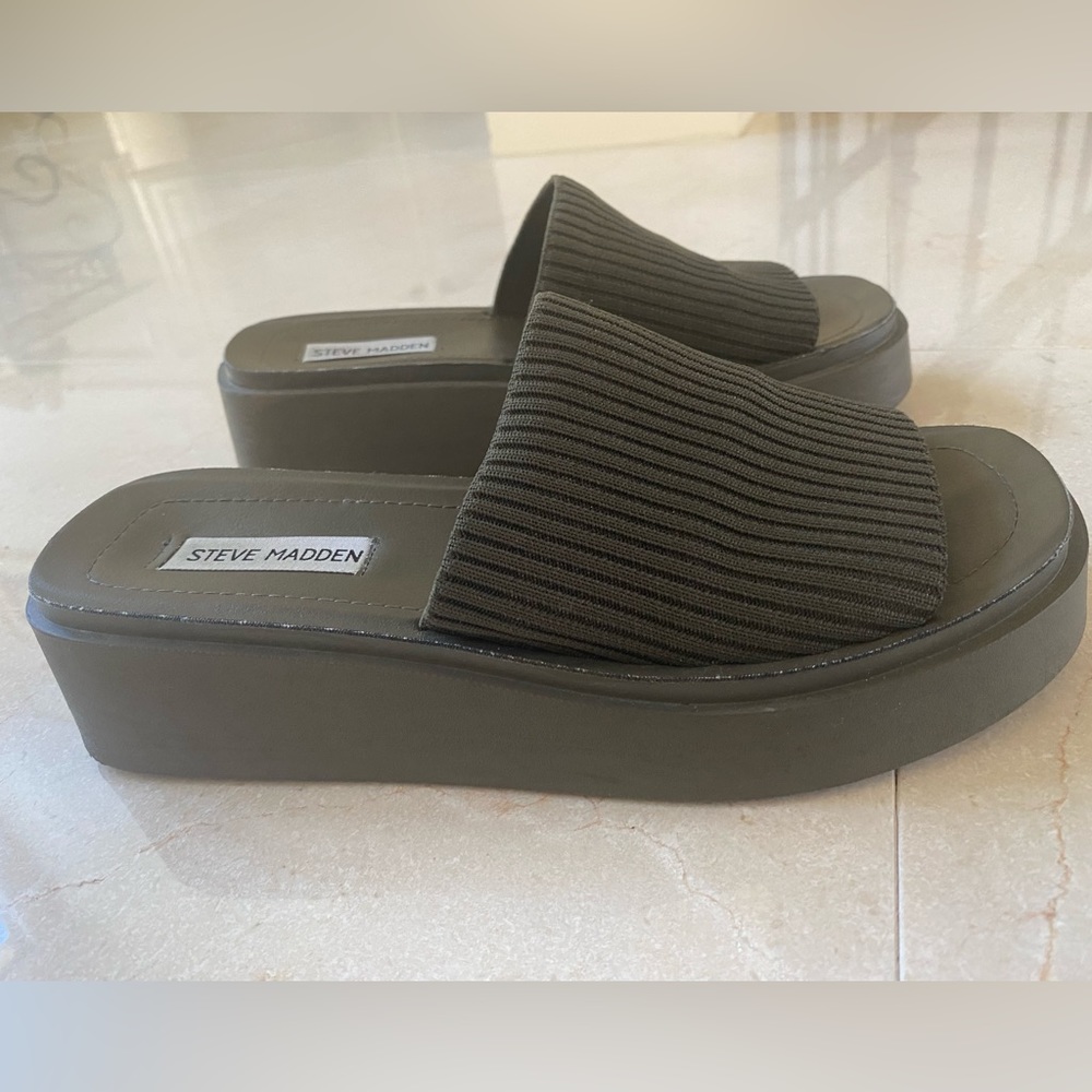 Steve Madden Platform Sandals